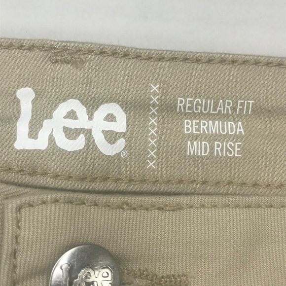 Lee Women's 22M Midrise Bermuda Regular Fit Pioneer Beige Short New With Tags - Picture 5 of 12
